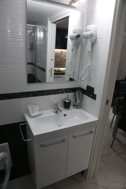 Casa Vacanze Sannazzaro 70 Naples Extérieur photo
