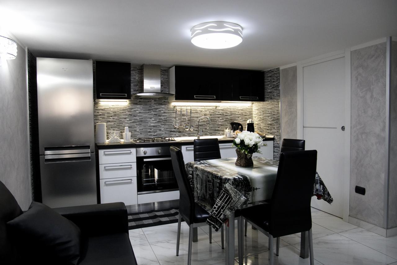Casa Vacanze Sannazzaro 70 Naples Extérieur photo
